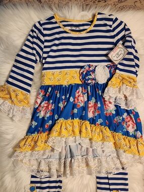 Blue & Yellow Floral Stripe Ruffle 2pc Outfit - Girls Size: 7 - Brand: Ruffles